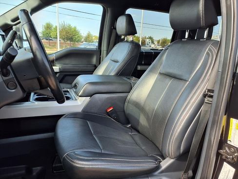 Used 2022 Ford F250 Lariat w/ Lariat Ultimate Package image 17