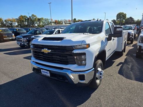 New 2025 Chevrolet Silverado 3500 W/T w/ WT Convenience Package image 3