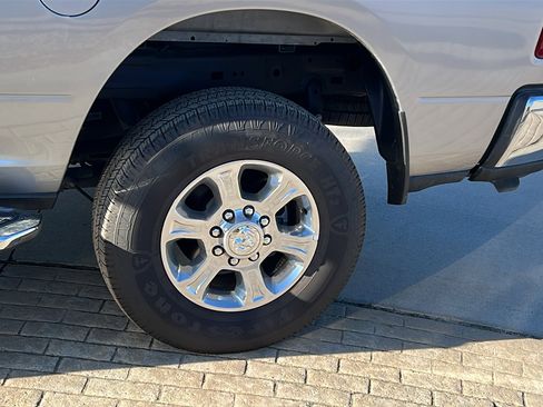 Used 2024 RAM 2500 Big Horn w/ Bed Utility Group image 12