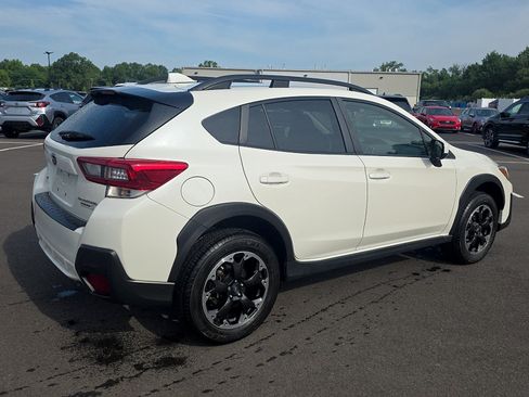 Used 2023 Subaru Crosstrek 2.0i Premium AWD/4WD image 4