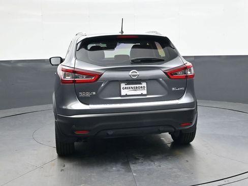 Used 2022 Nissan Rogue Sport SL w/ Premium Package image 5