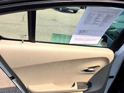 Used 2015 Chevrolet Volt image 12