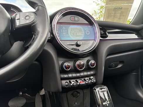 Used 2024 MINI Cooper S FWD image 25