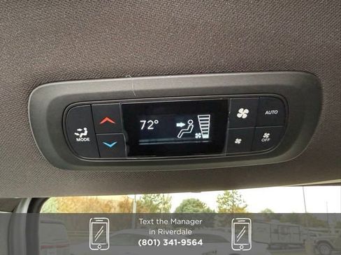 New 2026 Chrysler Pacifica Select w/ S Appearance Package image 23