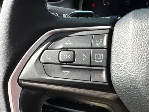 New 2026 Jeep Grand Cherokee Altitude image 22