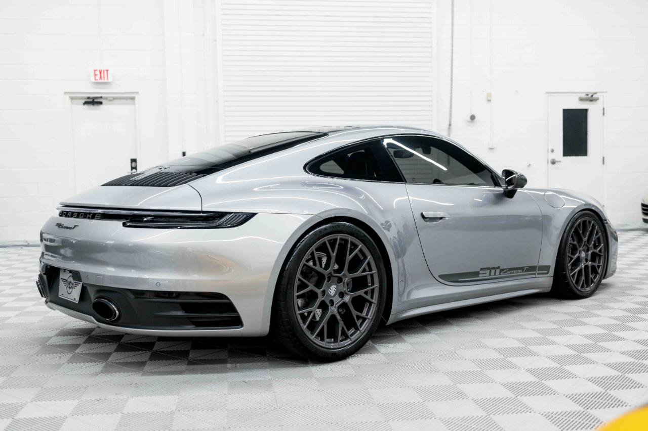Used 2023 Porsche 911 Carrera T RWD image 9