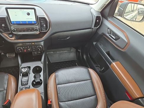 Used 2021 Ford Bronco Sport Badlands w/ Badlands Package image 16