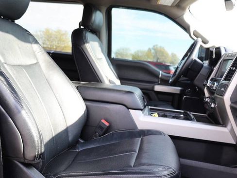 Used 2020 Ford F350 Lariat image 15