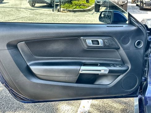 Used 2018 Ford Mustang GT w/ GT Performance Package image 28