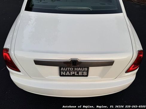 Used 2010 Rolls-Royce Ghost RWD image 21