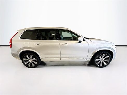 Used 2021 Volvo XC90 T6 Inscription image 4