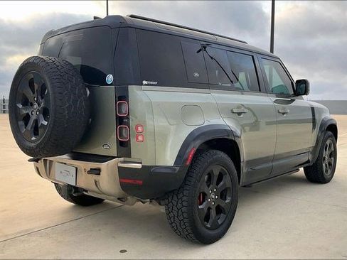 Used 2021 Land Rover Defender 110 X image 4