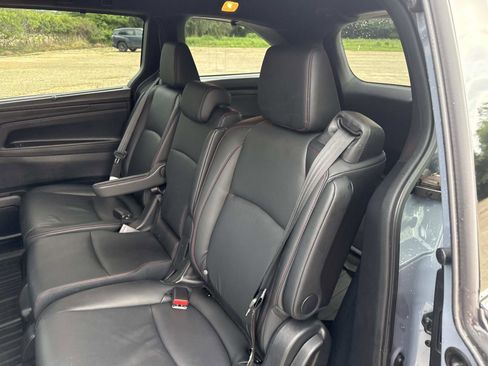 Used 2025 Honda Odyssey Sport-L image 14