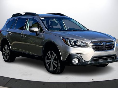 Used 2019 Subaru Outback 2.5i Limited image 2