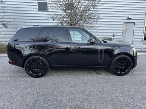 New 2026 Land Rover Range Rover SE AWD/4WD image 5