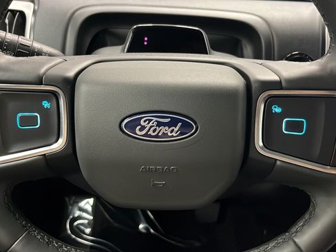 Certified 2025 Ford Expedition Max Active AWD/4WD image 16