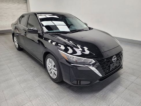 Used 2025 Nissan Sentra S FWD image 13