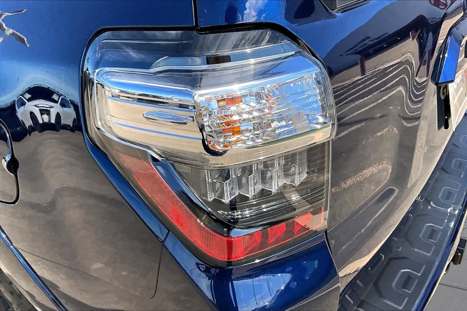 Used 2024 Toyota 4Runner SR5 Premium w/ Moonroof Package RWD image 29