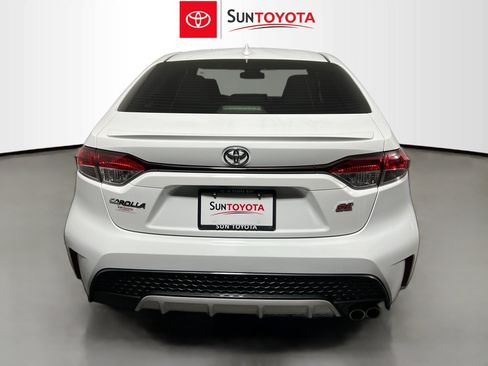 Used 2022 Toyota Corolla SE FWD image 5