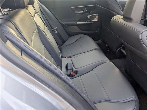 Used 2025 Mercedes-Benz C 300 4MATIC Sedan image 20