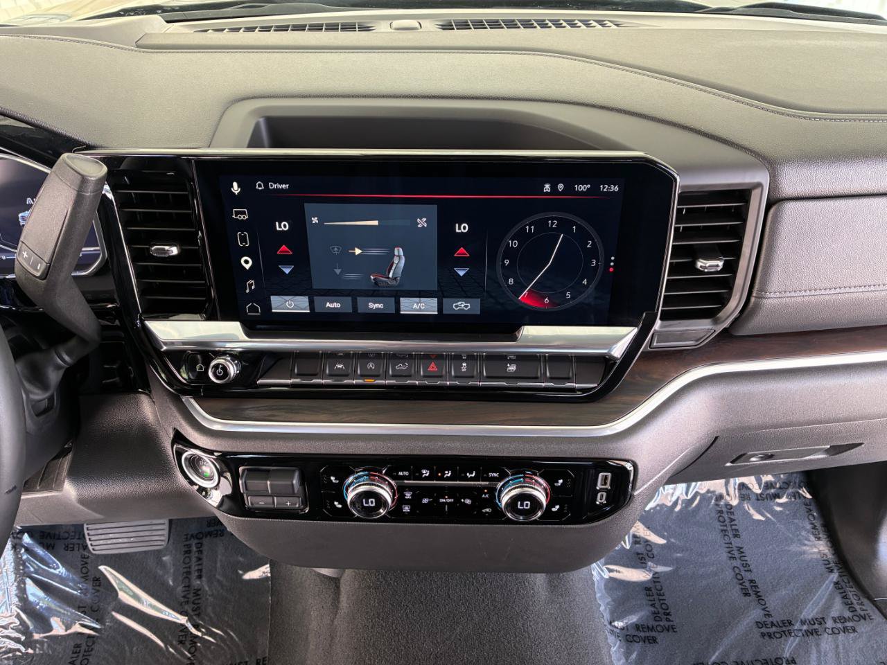 Used 2025 GMC Sierra 1500 SLT AWD/4WD image 23