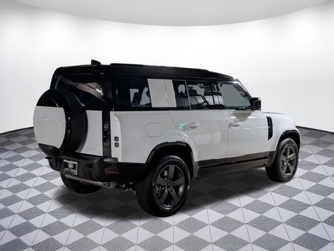 New 2026 Land Rover Defender 110 X-Dynamic SE AWD/4WD image 5
