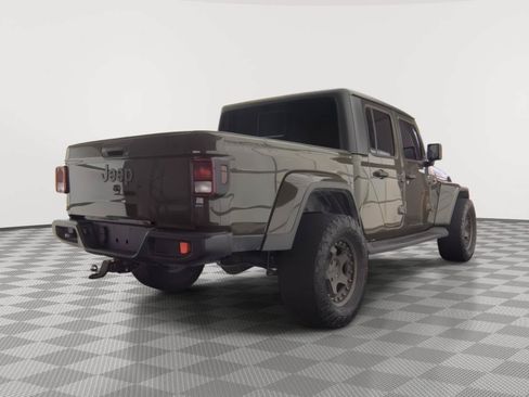 Used 2022 Jeep Gladiator Sport AWD/4WD image 2