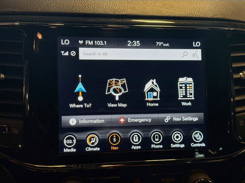 Used 2019 Jeep Grand Cherokee Limited AWD/4WD image 21