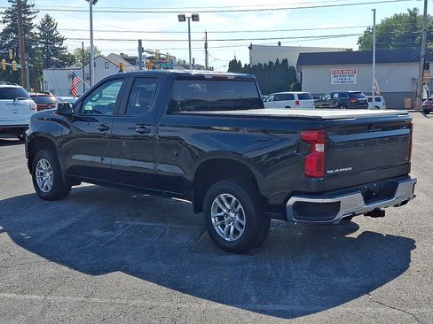 Used 2019 Chevrolet Silverado 1500 LT w/ Z71 Off-Road Package AWD/4WD image 4