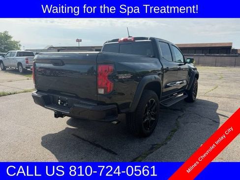 Used 2025 Chevrolet Colorado Trail Boss AWD/4WD image 3