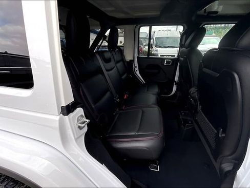 New 2025 Jeep Wrangler Unlimited Rubicon image 20