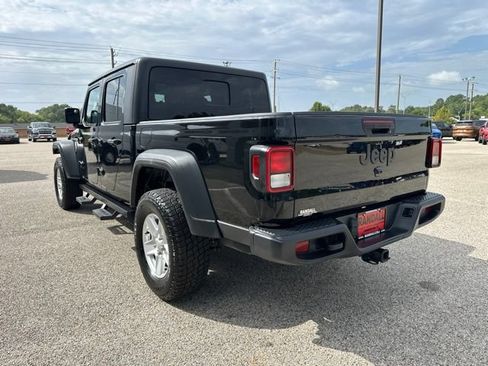 Used 2020 Jeep Gladiator Sport w/ Quick Order Package 24S AWD/4WD image 5