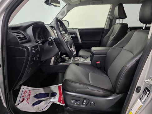 Used 2024 Toyota 4Runner SR5 Premium image 15