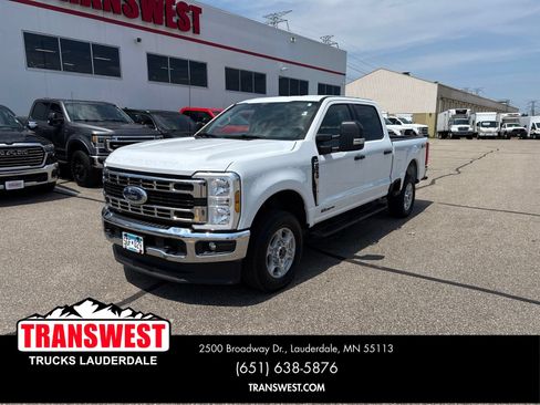 Used 2025 Ford F250 XLT AWD/4WD image 1