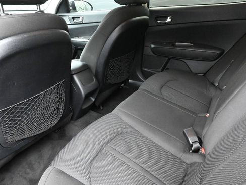 Used 2020 Kia Optima LX image 21