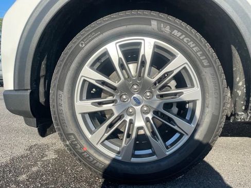 New 2026 Ford Explorer Active w/ Active Comfort Package image 27