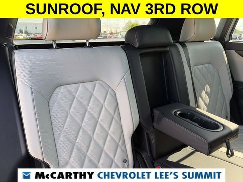 Used 2024 Volkswagen Atlas Cross Sport SEL Premium R-Line image 44