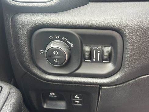 New 2025 RAM 1500 Big Horn image 37