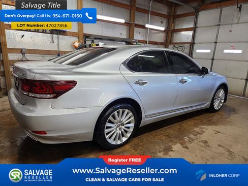 Used 2017 Lexus LS 460 AWD w/ Comfort Package image 4