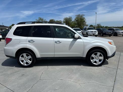 Used 2009 Subaru Forester 2.5X Limited w/ Popular Equipment Group 4B image 3
