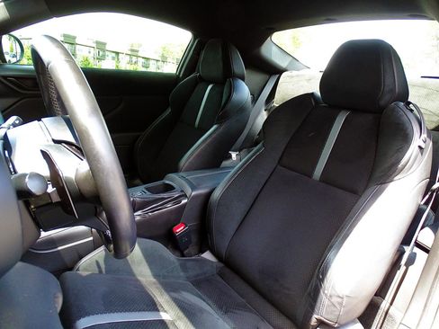 Used 2023 Toyota GR86 Premium RWD image 18
