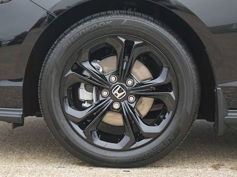 Used 2025 Honda Accord SE image 7