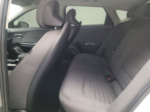 Used 2025 Kia K4 EX FWD image 18