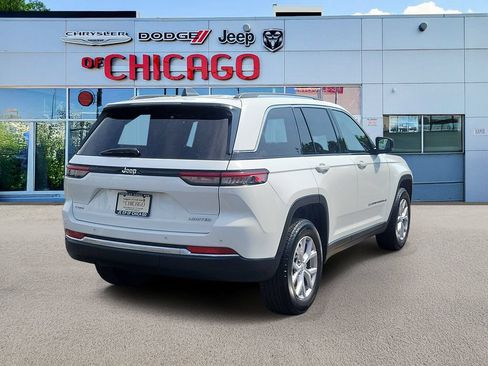 Certified 2022 Jeep Grand Cherokee Limited w/ Trailer Tow Prep Group (B) AWD/4WD image 4