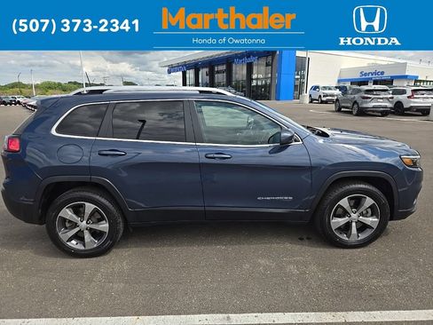 Used 2020 Jeep Cherokee Limited AWD/4WD image 6