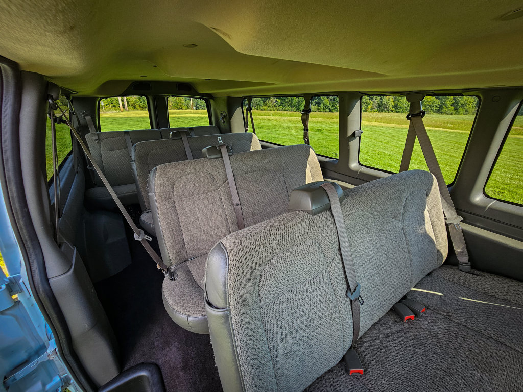 Used 2025 GMC Savana 3500 LT w/ LT Preferred Equipment Group RWD image 27