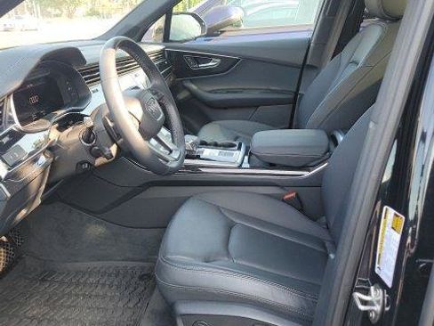 Used 2026 Audi Q7 2.0T Premium w/ Convenience Plus Package AWD/4WD image 3