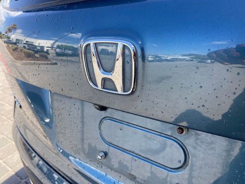 Used 2020 Honda Pilot Touring image 10