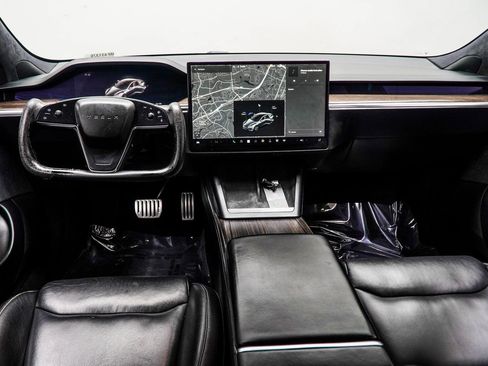 Used 2021 Tesla Model S Plaid image 5