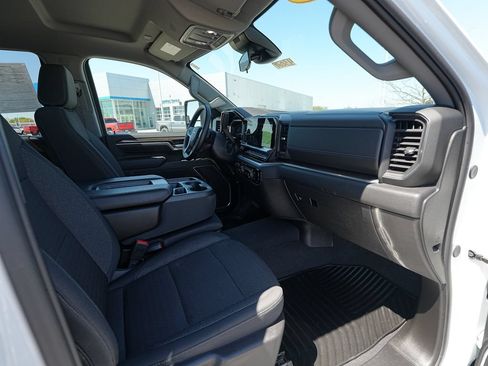 Used 2025 Chevrolet Silverado 2500 LT w/ Convenience Package AWD/4WD image 22